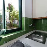 Apartment 5 *
