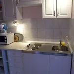 5 Apartment *