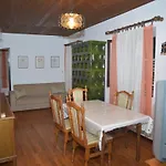 Apartment 5 *