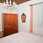 Apartment 5