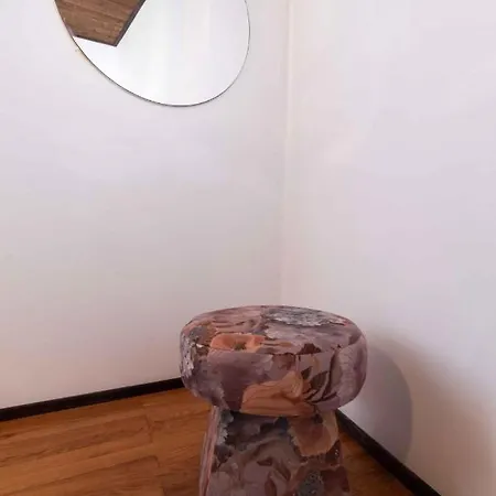 5 Apartment *