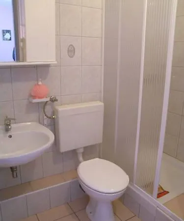 Apartment 5 *